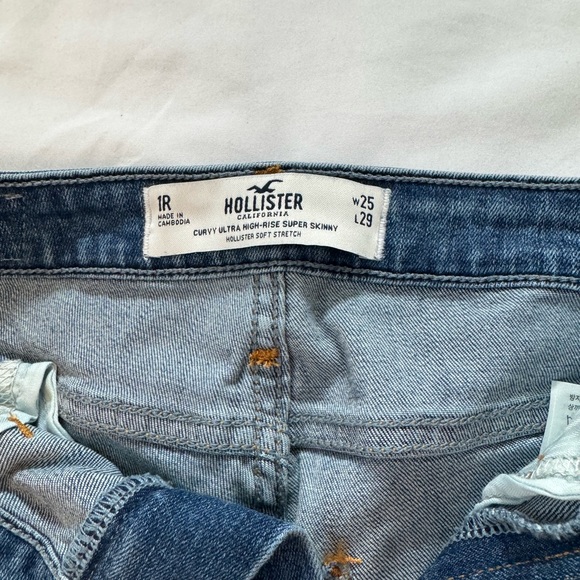 Hollister skinny jeans - Picture 3 of 3